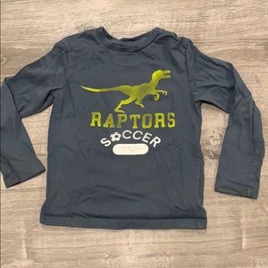 Gap boys long sleeve T-shirt size small (6-7)